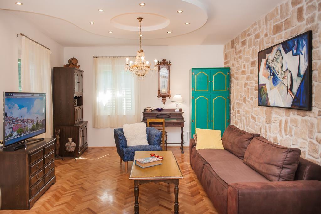 Apartments Laurus Šibenik Exteriör bild